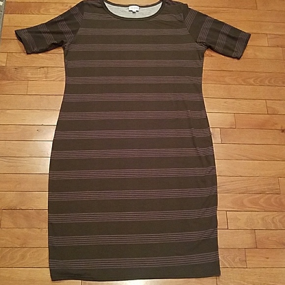 LuLaRoe Dresses & Skirts - LuLaRoe Julia Dress